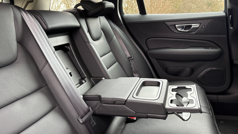 Volvo V60 2.0 B4D Cross Country 5dr AWD Auto Diesel Estate